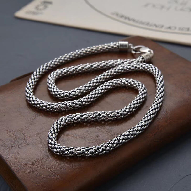 silver chain necklace