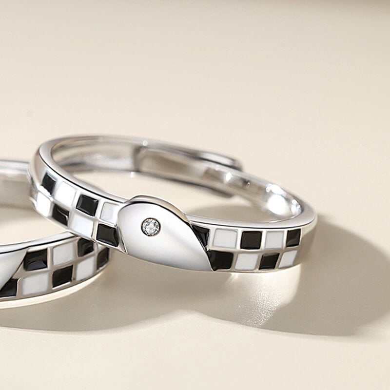 Black and White Checker Love Shape Couple Rings1