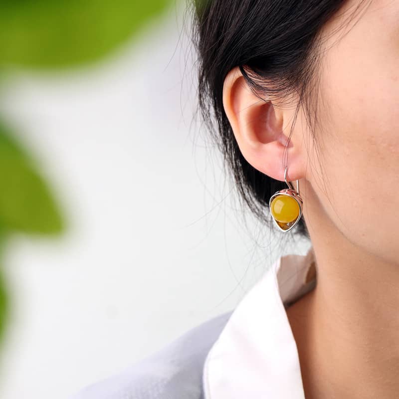 dainty earrings