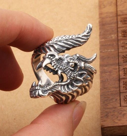 Dragon ring